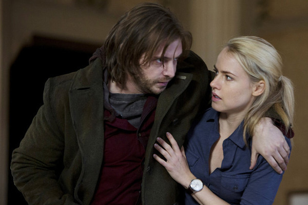 amanda schull 12 monkeys interview