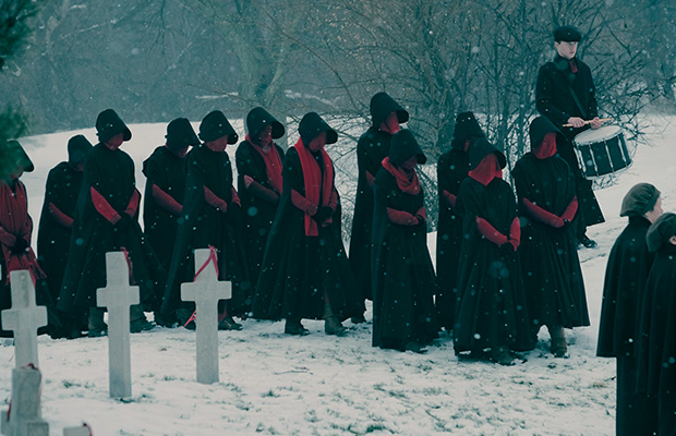 watch handmaids tale season 2 canada